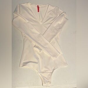 White spans smoothing shirt XS Bodysuit